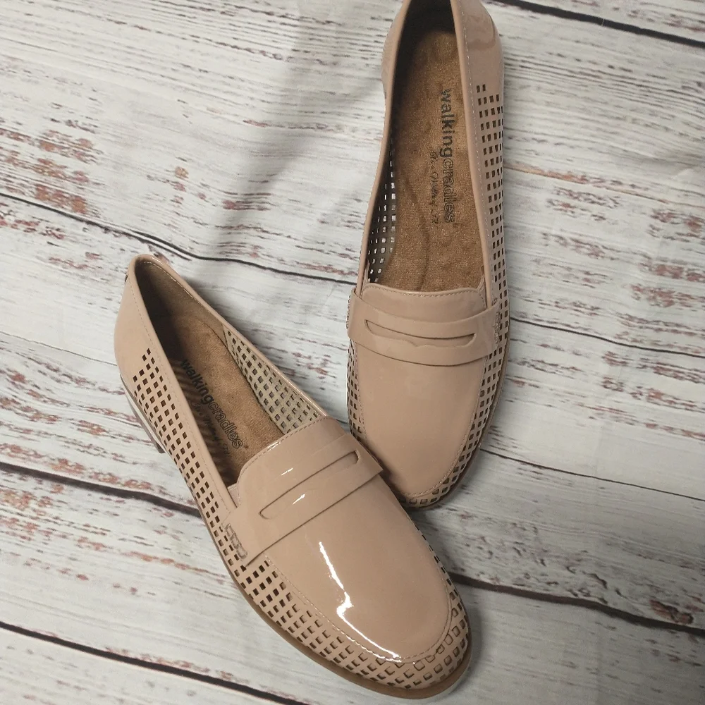 Walking Cradles women's shoes size 8